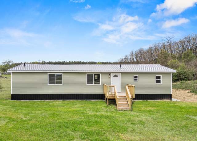 Property at 4565 155th Ave, Hersey, MI 49639, 3 beds, 2 baths