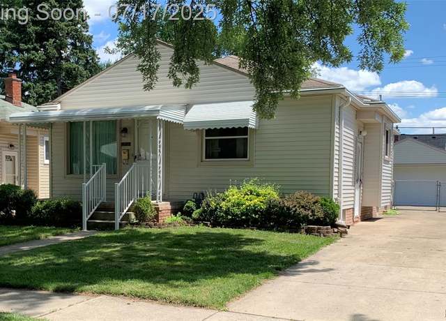 Property at 6455 Mayfair St, Taylor, MI 48180, 3 beds, 1 bath
