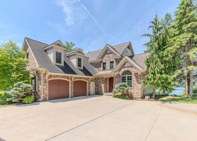 Property at 267 Glazier Rd, Chelsea, MI 48118, 4 beds, 3.5 baths