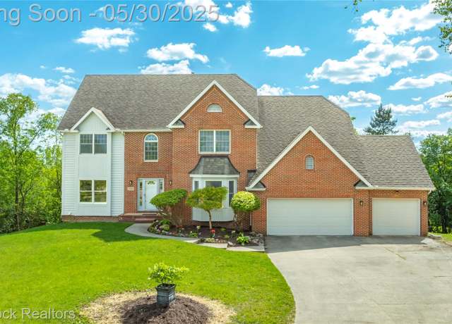 Property at 3592 Great Falls Cir, Ann Arbor, MI 48108, 5 beds, 3.5 baths