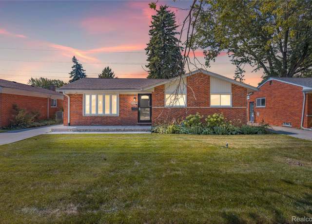 Property at 12144 Canterbury Dr, Warren, MI 48093, 3 beds, 1.5 baths