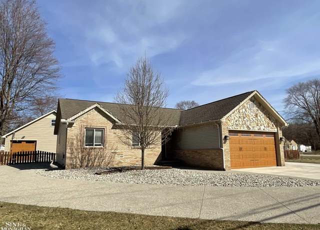 Property at 2800 Fruit Rd, Clay, MI 48001, 3 beds, 1.5 baths