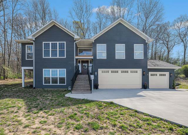Property at 66 Summerset Dr, Kalamazoo, MI 49009, 3 beds, 3 baths