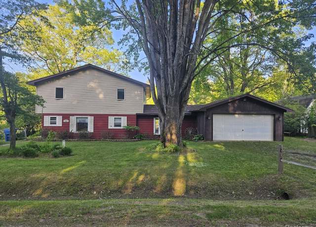 Property at 4564 Wildwood Rd, Alger, MI 48610, 4 beds, 2 baths
