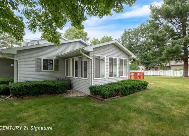 Property at 1522 Pheasant Ridge Dr, Midland, MI 48640, 2 beds, 2.5 baths
