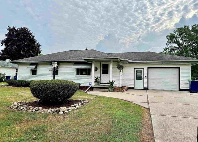 Property at 1129 Pacelli St, Saginaw Charter Township, MI 48638, 3 beds, 1 bath