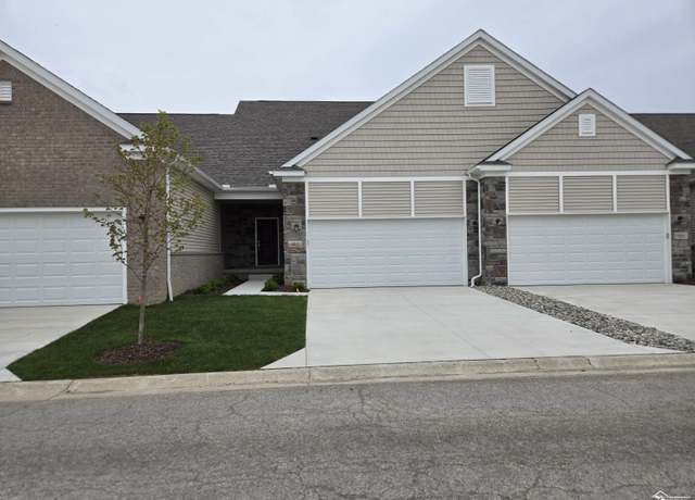 Property at 803 Plum Village Dr, Monroe, MI 48161, 3 beds, 2.5 baths