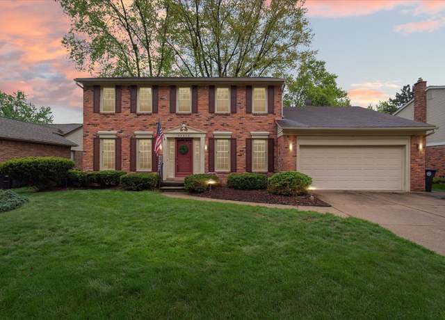 Property at 33973 Fairfax Dr, Livonia, MI 48152, 4 beds, 2.5 baths