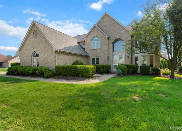 Property at 47668 Whippoorwill Dr, Macomb Township, MI 48044, 4 beds, 4.5 baths