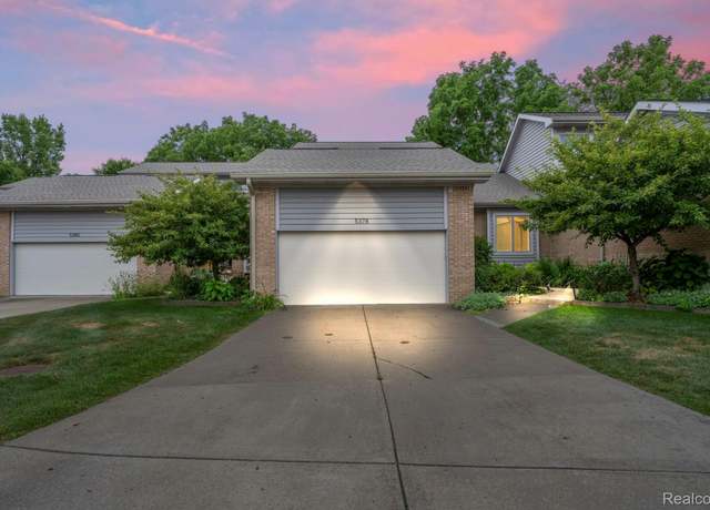 Property at 5378 Warwick Trl, Grand Blanc Charter Township, MI 48439, 2 beds, 3.5 baths