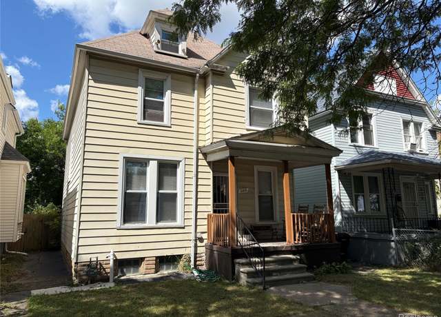 Property at 569 Melbourne St, Detroit, MI 48202, 4 beds, 1.5 baths