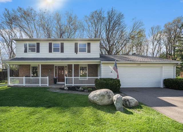 Property at 1205 Bunkerhill Dr, Kalamazoo, MI 49009, 4 beds, 2.5 baths