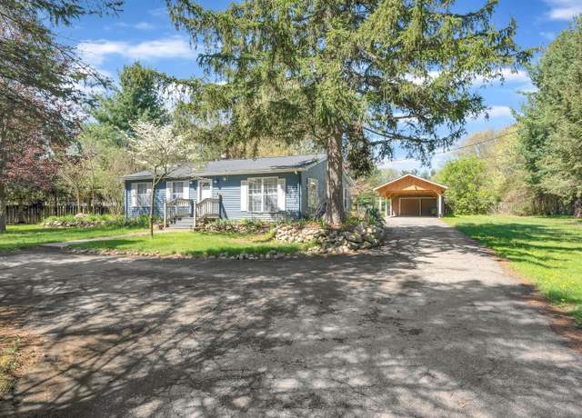 Property at 4953 Clintonville Rd, Clarkston, MI 48346, 3 beds, 2.5 baths