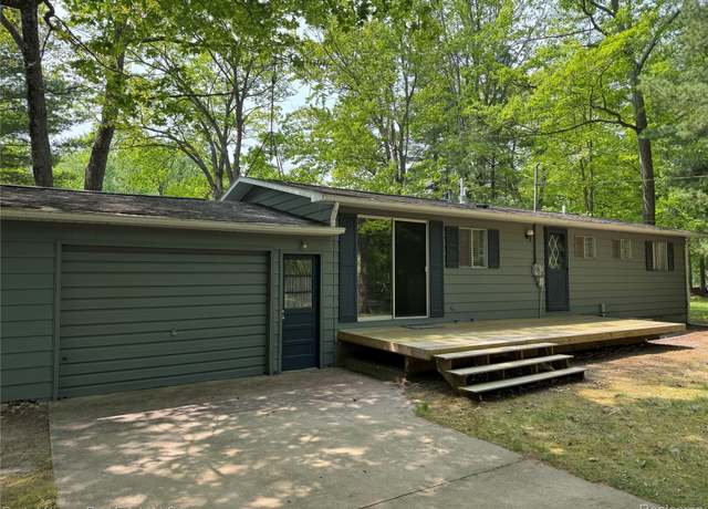 Property at 9689 Pine Ln, Evart, MI 49631, 3 beds, 1.5 baths