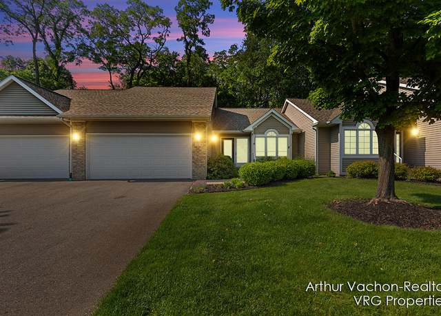 Property at 2024 Blue Bellway NW, Grand Rapids, MI 49504, 3 beds, 2.5 baths