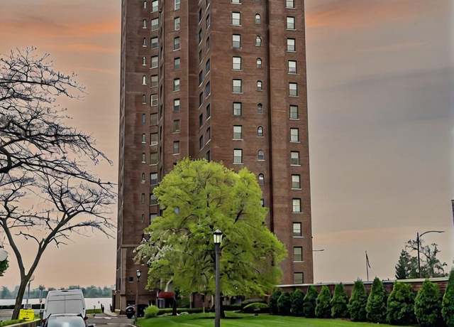 Property at 8162 E Jefferson Ave Unit 16A, Detroit, MI 48214, 3 beds, 2.5 baths