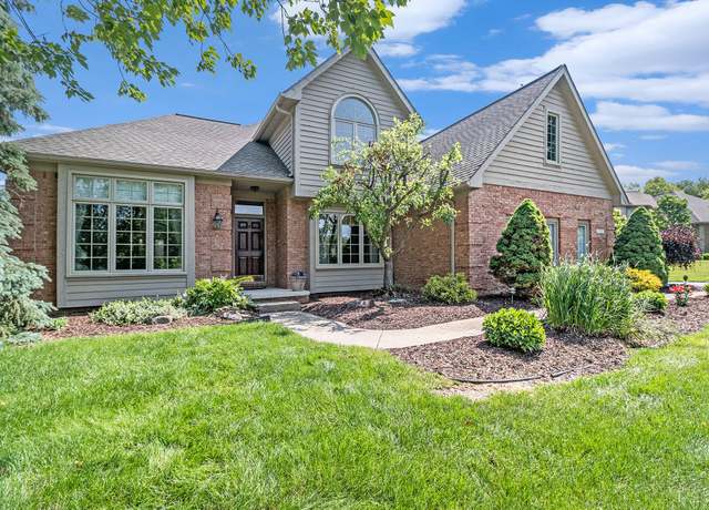 Property at 712 Dornoch Dr, Ann Arbor, MI 48103, 4 beds, 2.5 baths