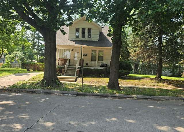 Property at 17951 Prospect St, Dearborn Heights, MI 48122, 5 beds, 3 baths