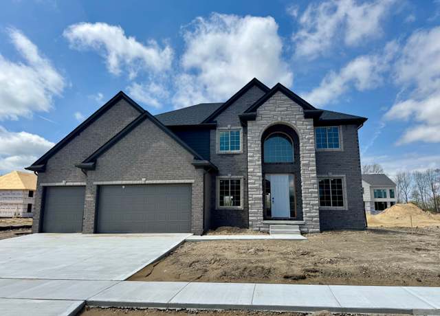 Property at 50437 Mistwood Dr, Macomb, MI 48042, 4 beds, 3.5 baths