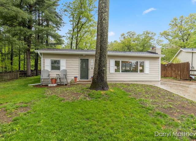 Property at 5293 Stray Dr, Newaygo, MI 49337, 2 beds, 1 bath