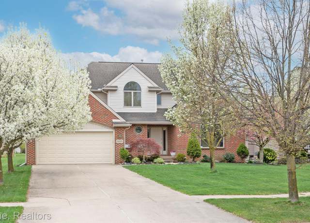 Property at 448 Marblewood Ln, Saline, MI 48176, 4 beds, 2.5 baths