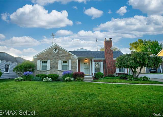 Property at 2302 Radcliffe Ave, Flint, MI 48503, 3 beds, 1.5 baths