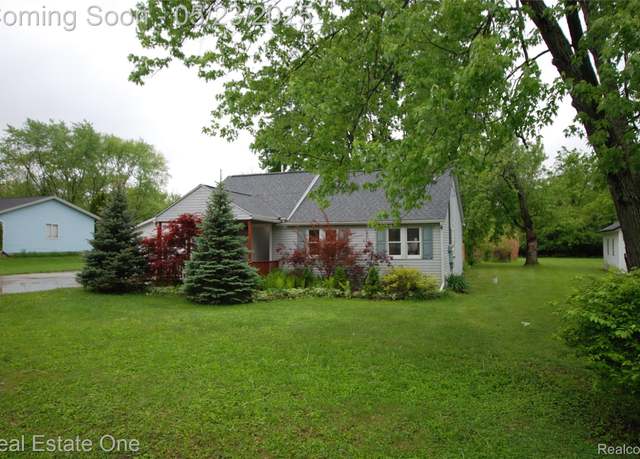 Property at 5399 Brobeck St, Flint, MI 48532, 3 beds, 1 bath