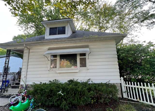 Property at 902 N Mason St, Saginaw, MI 48602, 3 beds, 1 bath