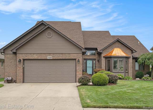 Property at 54448 Verona Park Dr, Macomb, MI 48042, 4 beds, 2.5 baths