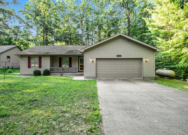 Property at 7413 W Nestel Rd, Roscommon Township, MI 48629, 3 beds, 1.5 baths