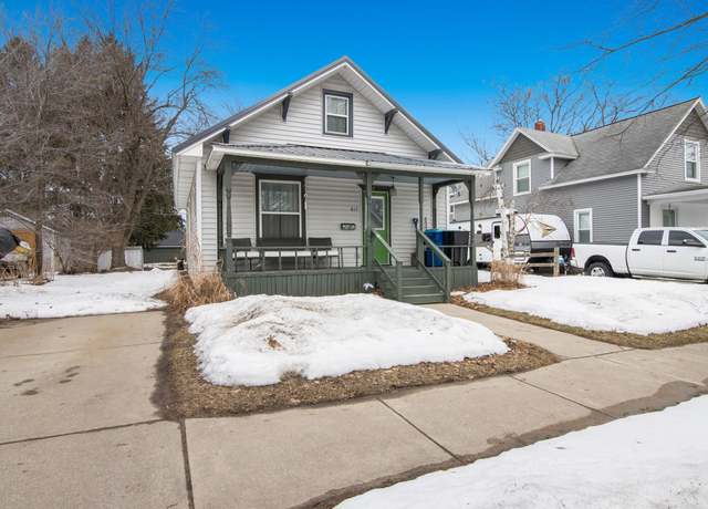 Property at 817 East Loomis St, Ludington, MI 49431, 2 beds, 1 bath