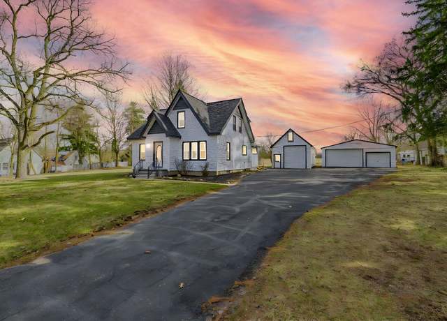 Property at 4981 W Liberty Rd, Ann Arbor, MI 48103, 4 beds, 2.5 baths