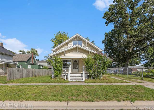 Property at 3812 30th St, Port Huron, MI 48060, 3 beds, 1 bath