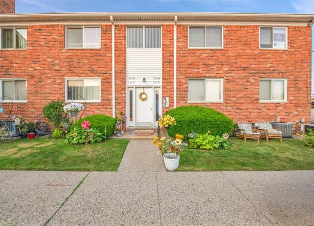 Property at 29356 Hoover Rd, Warren, MI 48093, 2 beds, 1 bath