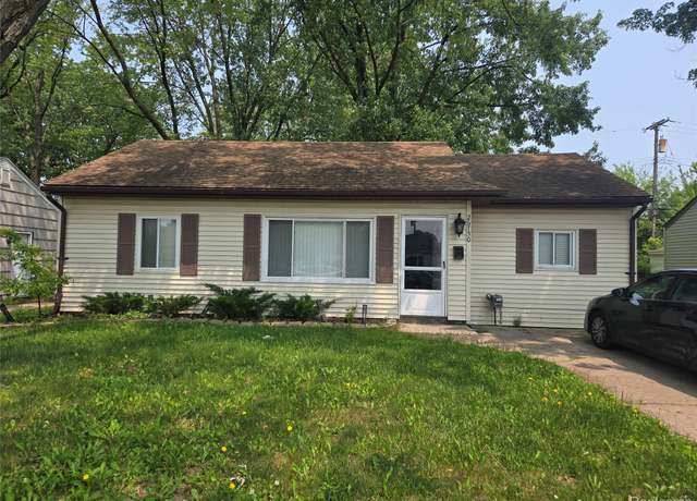 Property at 26750 Belanger St, Roseville, MI 48066, 3 beds, 1 bath