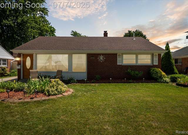 Property at 18735 Valade St, Riverview, MI 48193, 3 beds, 1 bath