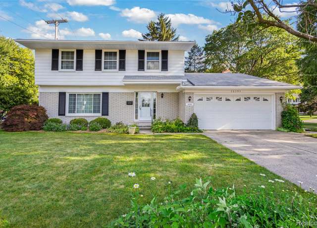 Property at 36393 Dardanella St, Livonia, MI 48152, 4 beds, 2.5 baths