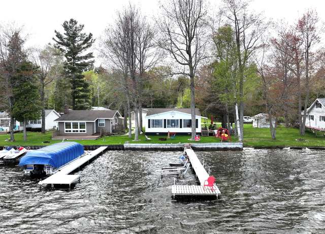 Property at 4141 Buena Vista Dr, Greenbush, MI 48738, 2 beds, 2 baths