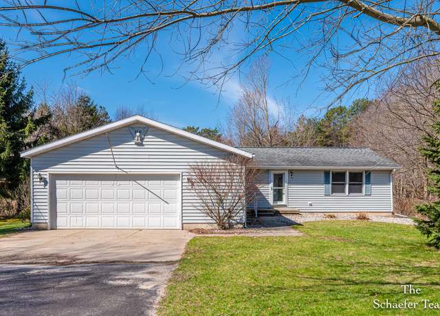 Property at 4595 Murray Lake Ave, Lowell, MI 49331, 3 beds, 3 baths