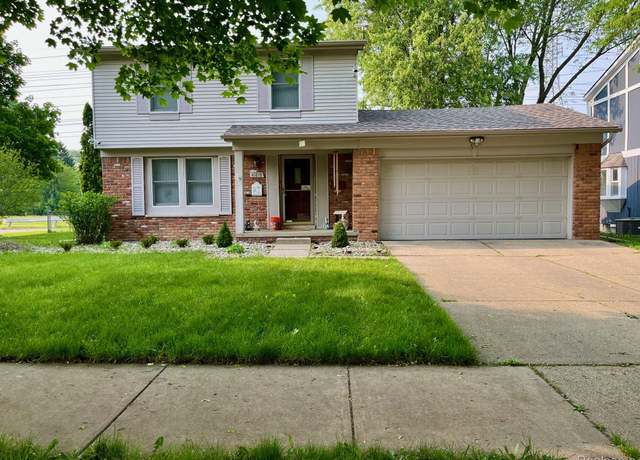 Property at 41878 Ravenwood St, Canton, MI 48187, 3 beds, 1.5 baths