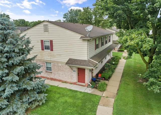 Property at 150 Princeton Dr #22, South Lyon, MI 48178, 2 beds, 1 bath