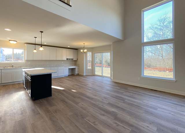Property at 11655 Hillside Dr, Dexter, MI 48130, 4 beds, 2.5 baths