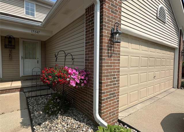 Property at 17647 Liberty Ln, Brownstown, MI 48193, 2 beds, 1.5 baths