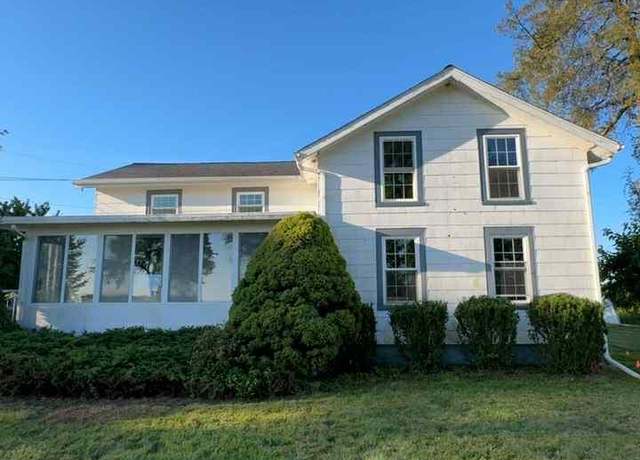 Property at 10525 W Pierson Rd, Flushing, MI 48433, 4 beds, 1.5 baths