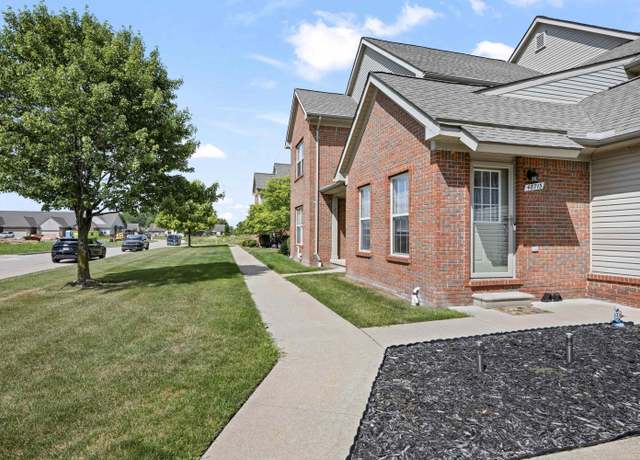 Property at 48713 Chelmsford Ct, Chesterfield Township, MI 48047, 2 beds, 2 baths