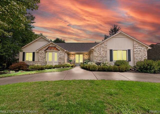 Property at 17835 Maple Hill Dr, Northville, MI 48168, 3 beds, 3.5 baths