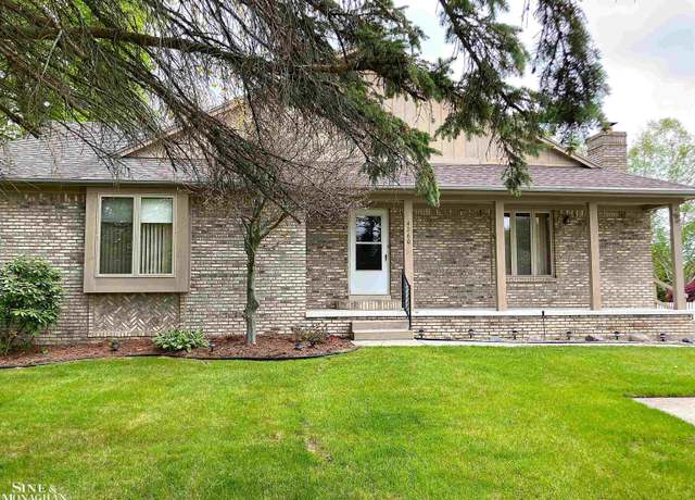 Property at 4260 Peck Rd, Port Huron, MI 48060, 2 beds, 2 baths