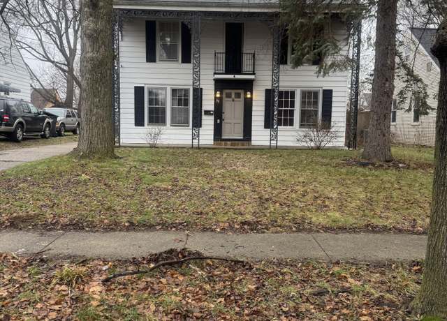 Property at 33 Avonlea St SW, Grand Rapids, MI 49548, 3 beds, 1.5 baths