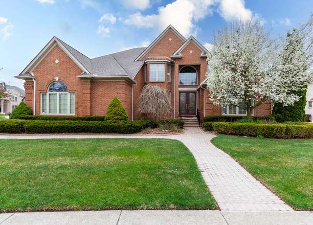 Property at 49759 Lakebridge Dr, Shelby Twp, MI 48315, 5 beds, 4.5 baths