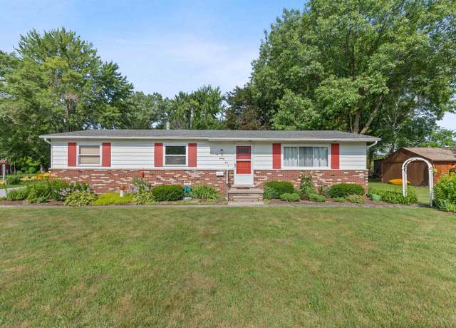 Property at 625 N Belle River Ave, Marine City, MI 48039, 3 beds, 1.5 baths